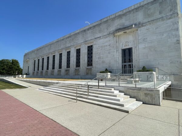 The Folger Shakespeare Library’s Grand Reopening | Shakespeare Oxford ...